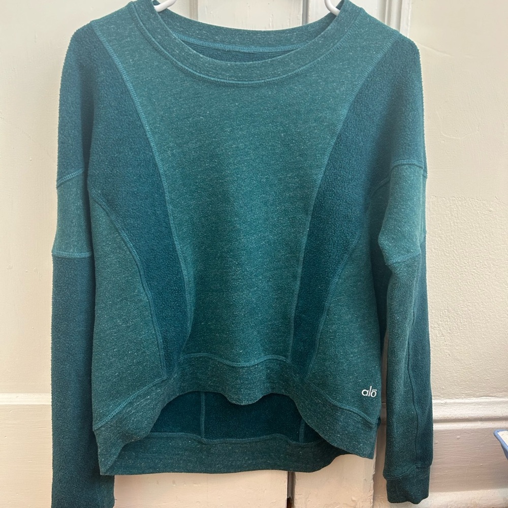 ALO Yoga Women's Deep Teal Crew Neck Sweater